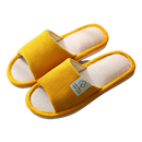 Pantoufles en velours côtelé